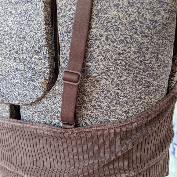 Aerie Offline bralette with ruched front, ribbed textured and grey/plum colour - Picture 7 of 8